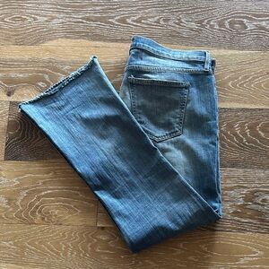CURRENT ELLIOT “Super Loved Destroy” relaxed fit jeans, size 32. EUC!